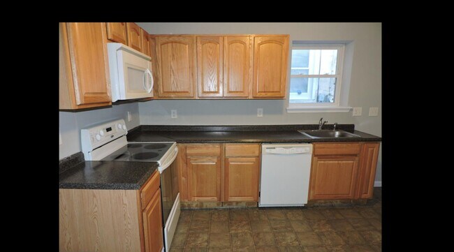 Cocina - 342 E Marshall St