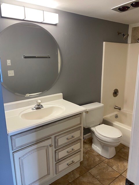 Bathroom - 1413 Bobolink Pl