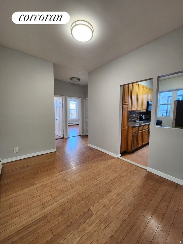 Foto principal - 263 E 91st St