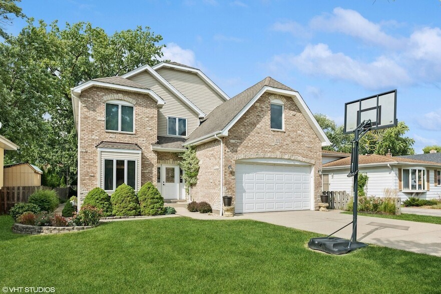 Foto principal - 573 Babcock Ave