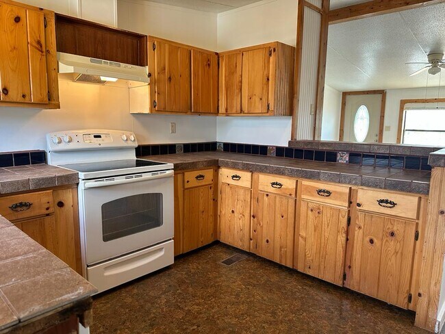 Foto del edificio - 1010 Grandview Dr