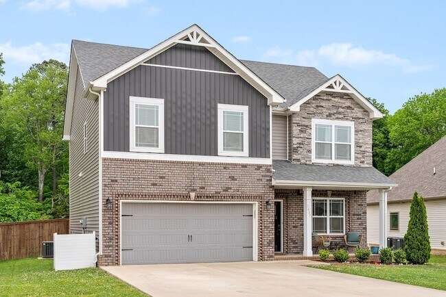 Foto del edificio - 1607 Ellie Piper Cir