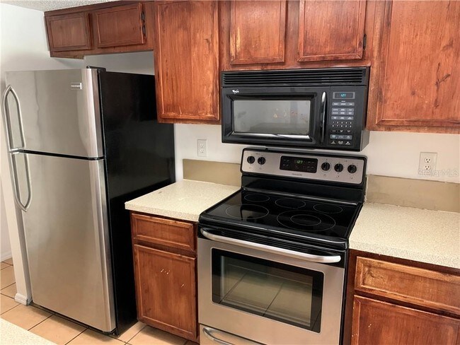 Foto del edificio - 5022 Terrace Village Ln
