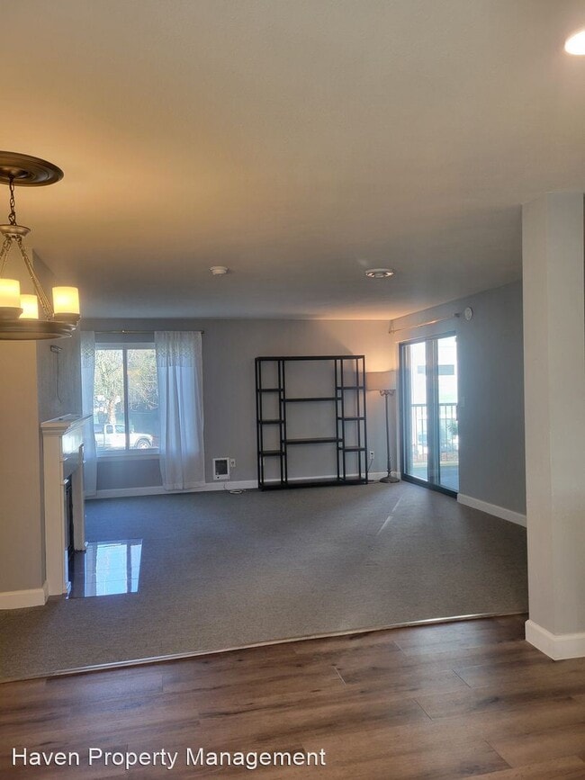 Building Photo - 2 br, 2 bath House - 22232 24th Ave S Unit...