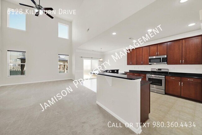 Foto del edificio - 6128 Kilchurn Dr