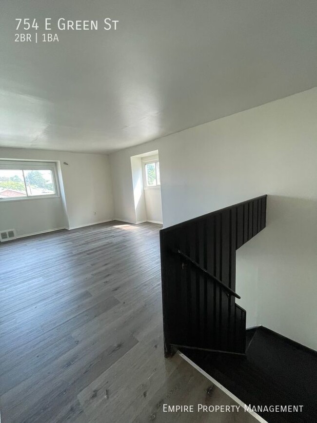 Building Photo - 2 Bedroom/ 1 Bathroom House in Allentown!