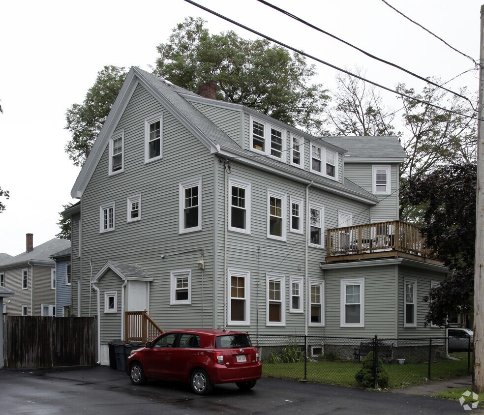 62 Hamilton St, Quincy, MA 02170 Apartments in Quincy, MA