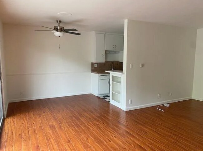 Foto del edificio - 3834 Mentone Ave