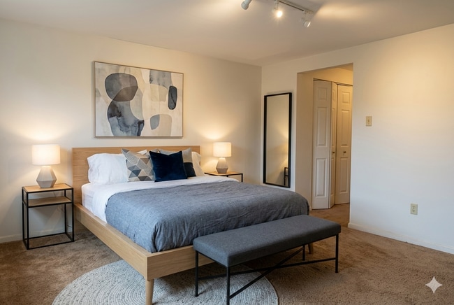 Main Bedroom (Unfurnished) - 613 Windsor Ave