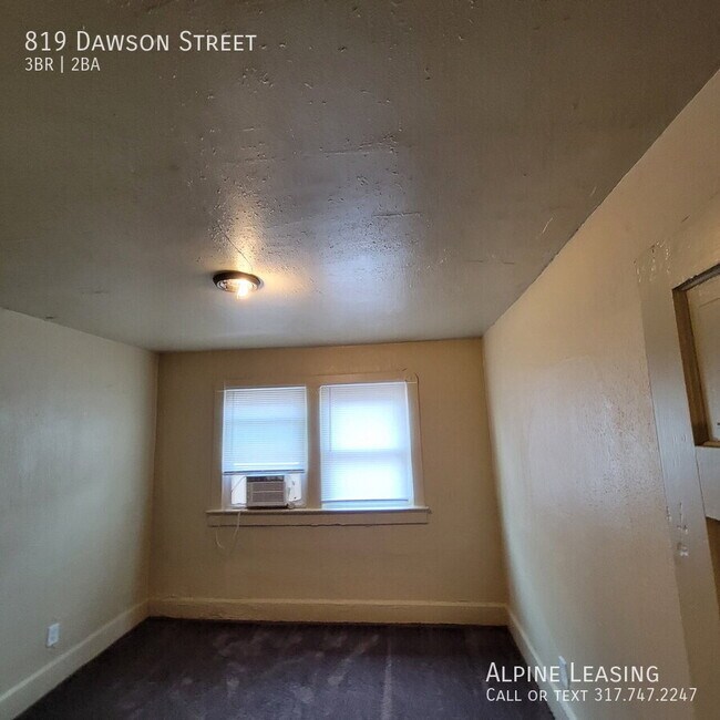 Foto del edificio - 819 Dawson St