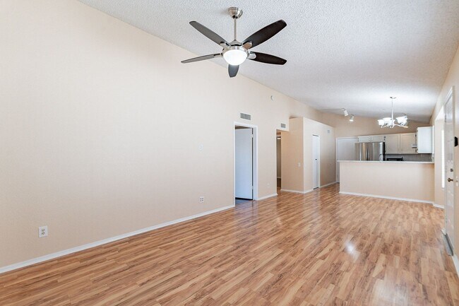 Building Photo - Two Bedrooms & Two Baths House with 2 Car ...