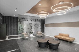 Interior Photo - The Windsor - Britannia Block