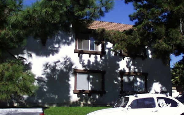 Foto del edificio - 5672 Riley St