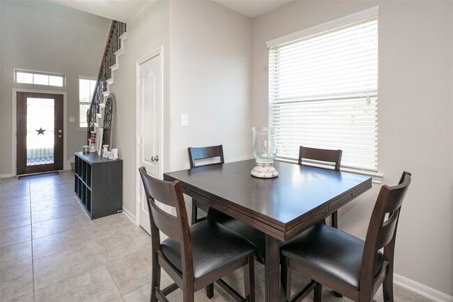 Building Photo - 1625 Summer City Dr