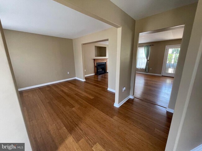 Building Photo - 11503 Heronview Dr