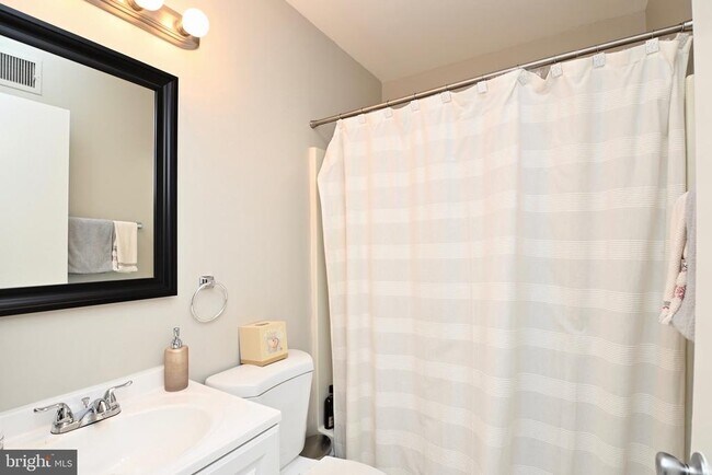 Foto del edificio - 1813 Old Post Terrace