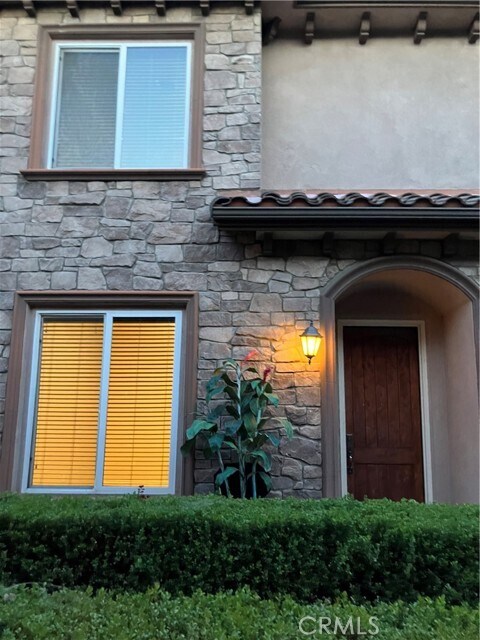 Foto del edificio - 128 E Broadway