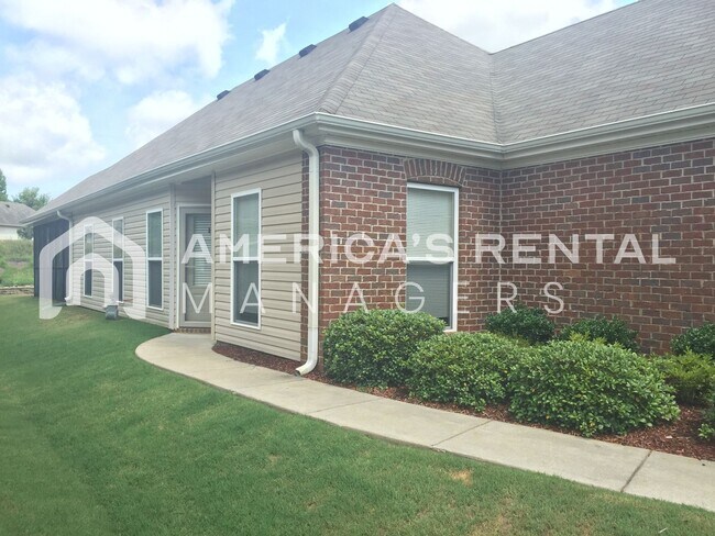 Foto del edificio - Home For Rent In Trussville!!  Available t...