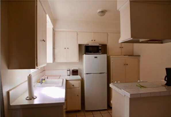 Interior Photo - 508 N Curtis Ave