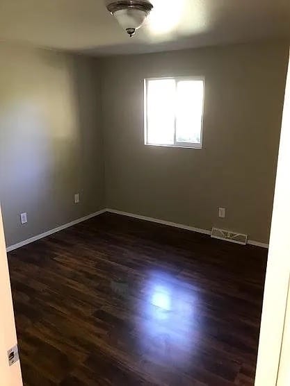 Foto del edificio - 184 Poppy St