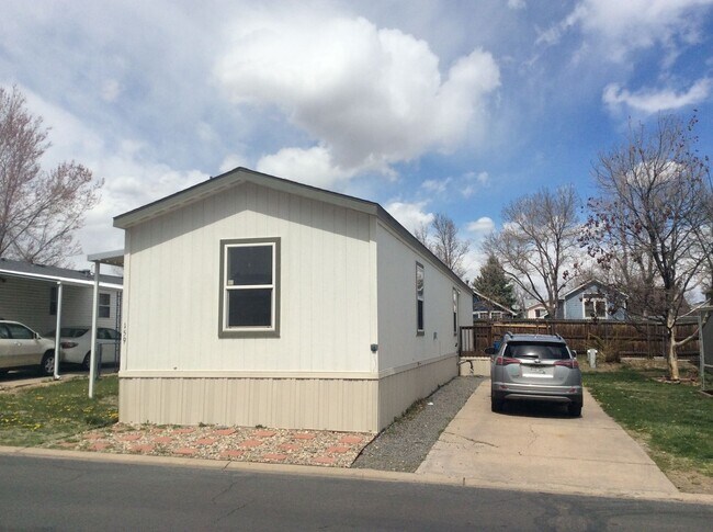 Building Photo - Lease with Purchase Option