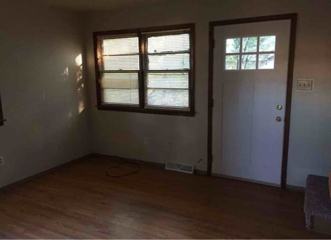 Building Photo - 429 N Derby Ave