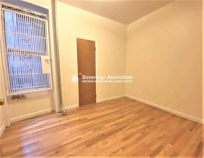 Building Photo - 515 west 111th Street