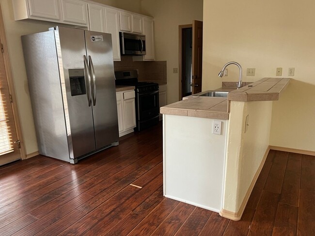 Foto del edificio - Spacious 3 Bedroom Home