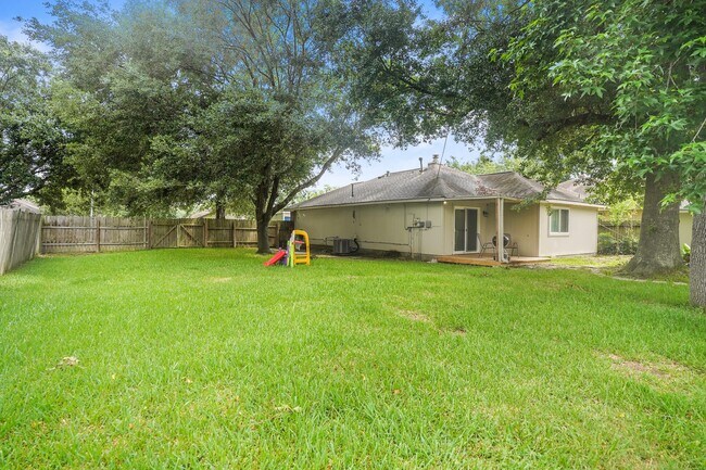 Foto del edificio - 24826 Broad Pine Dr