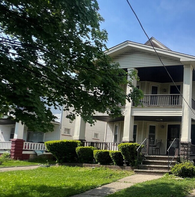 Foto del edificio - 11813 Lenacrave Ave