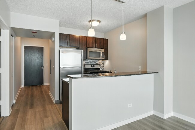 Foto del edificio - 335 E Ohio St