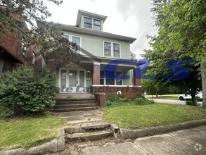 Building Photo - 1301 S 9th St