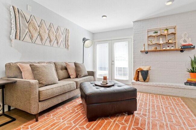 Foto del edificio - 909 Reinli St