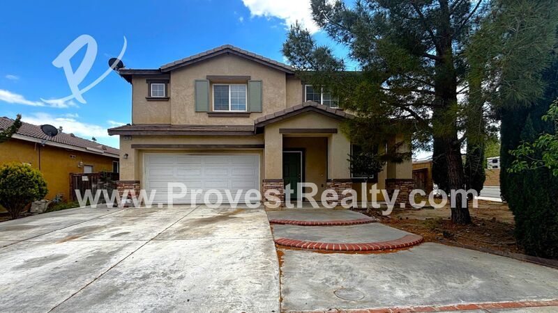 Foto principal - 14193 Blackstone St