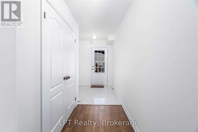 Building Photo - 15 Honey Crisp Ln