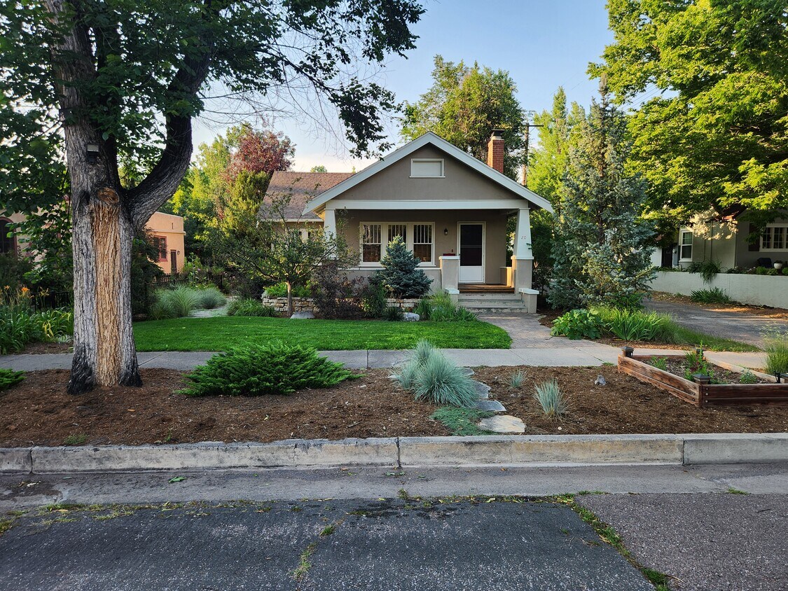 Primary Photo - 20 W Espanola St