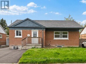 Building Photo - 76 Admiral Rd