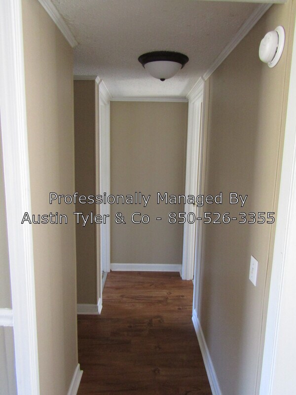 Building Photo - 2829 J R Dr