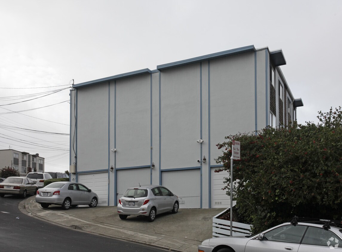 Building Photo - 40 Chelsea Ct