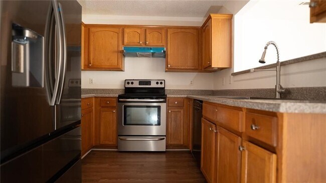 Foto del edificio - 605 Chase Ln