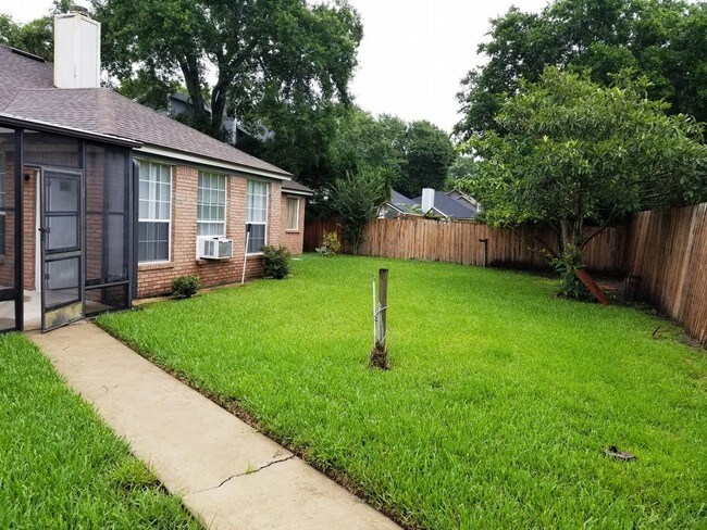 Foto del edificio - 4804 Victoria Chase Court