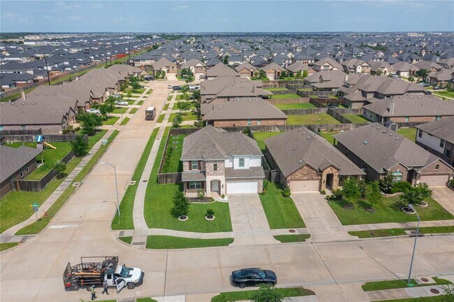 Foto del edificio - 3919 Palmer Meadow Ct