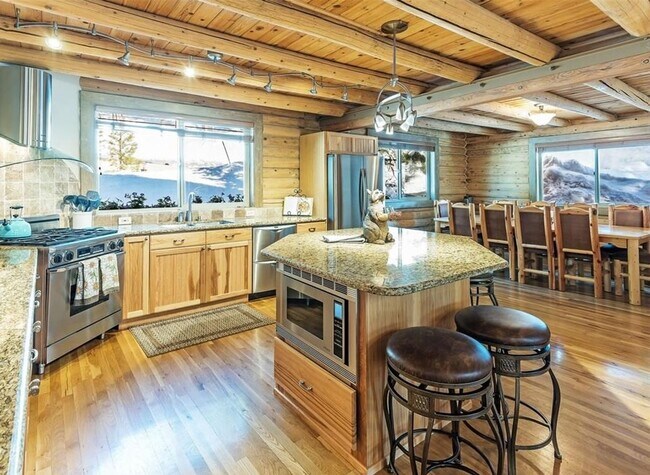 Foto del edificio - Charming Mountain Home