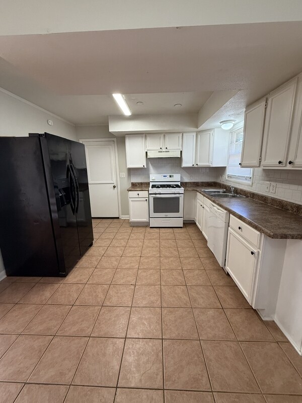 Foto del edificio - 3616 Hester Ln NW