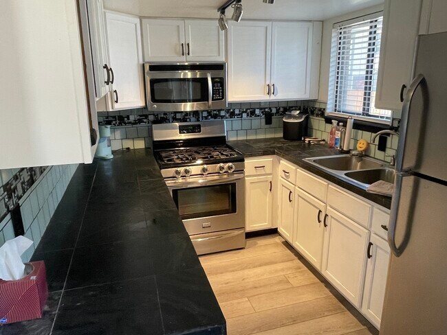 Foto del edificio - 1725 S Allison St