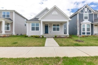 Building Photo - 710 Alban Aly