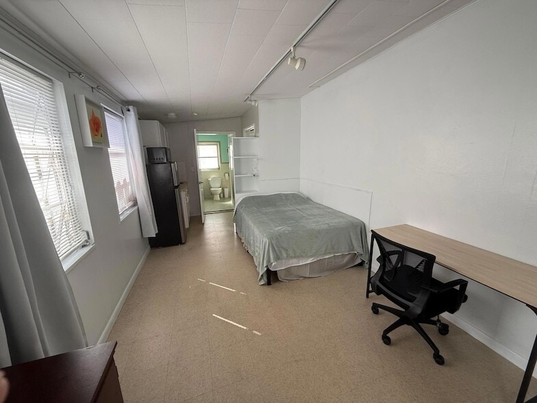 Photo - 605 E Coast Avenue Unit 2