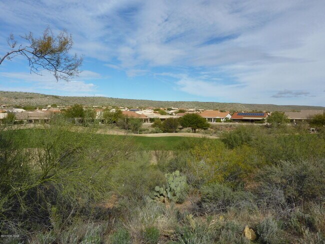 Foto del edificio - 38006 S Desert Highland Dr