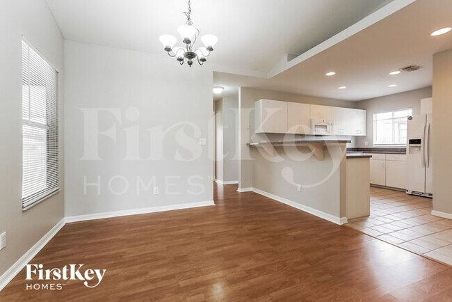 Building Photo - 6480 Maytree Circle