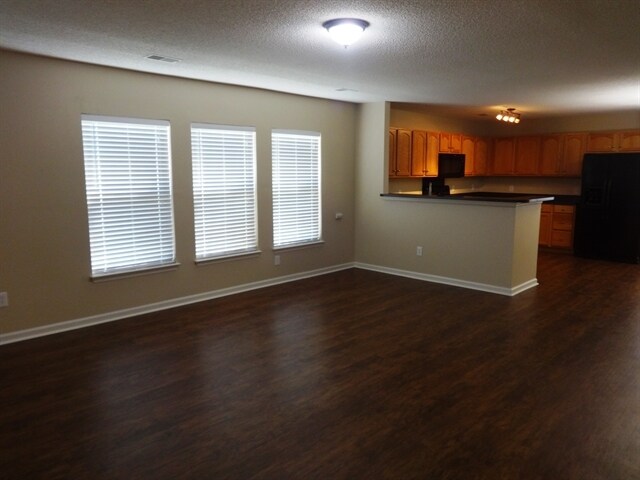 Building Photo - 154 Wildberry Lane